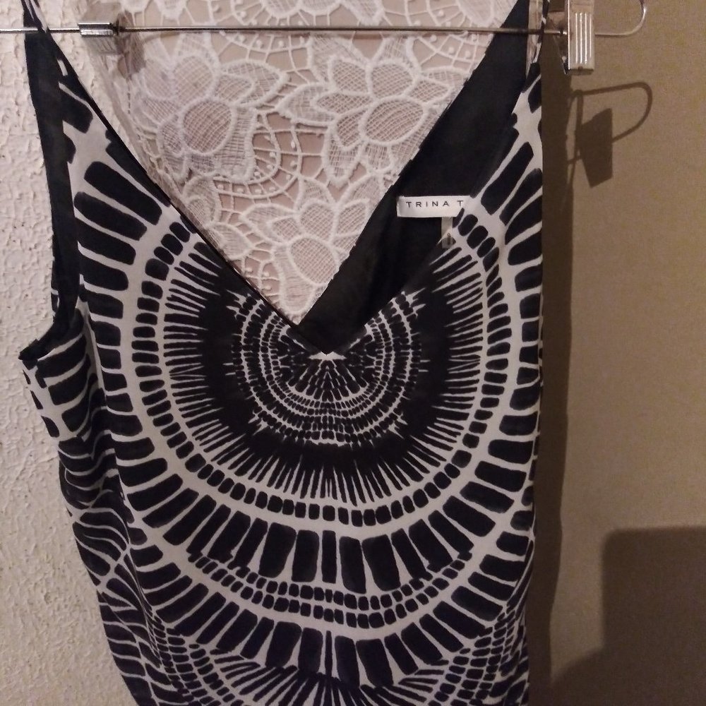 Tank, black and White, Large